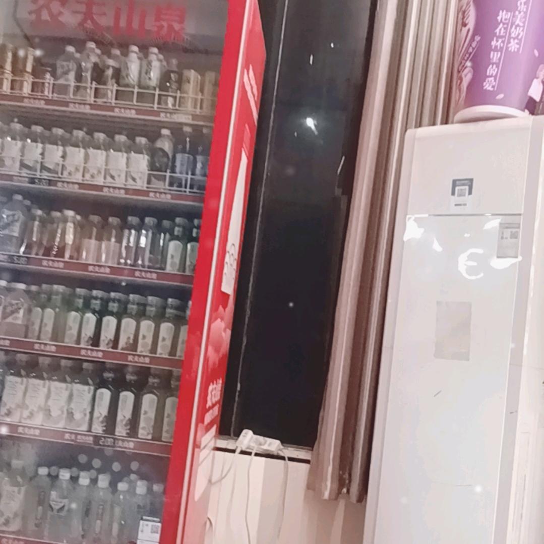 宜雅秋百货店大多数