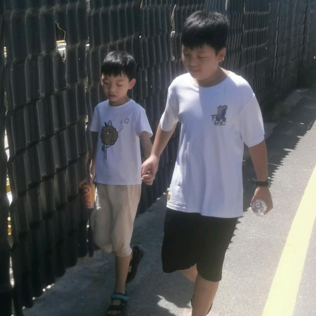 画画小城城