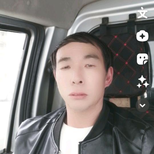 喜欢听音乐的，司机