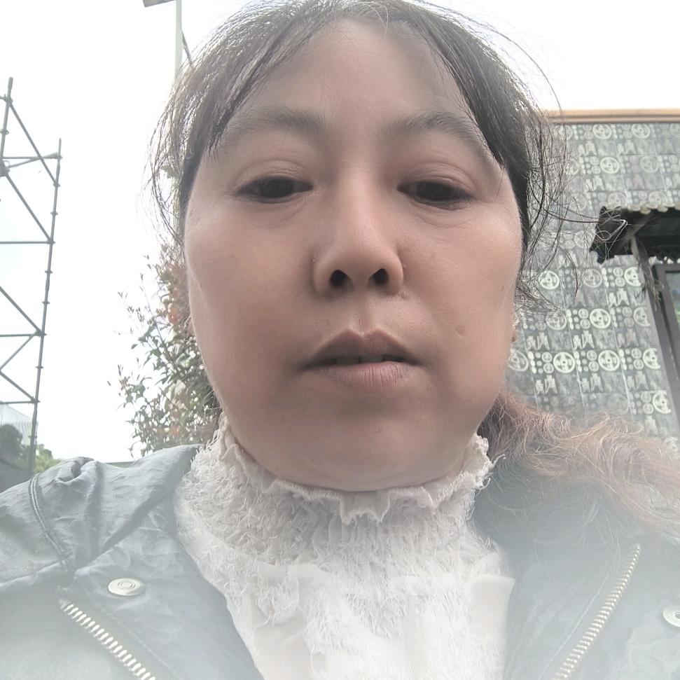 邹五妹头像