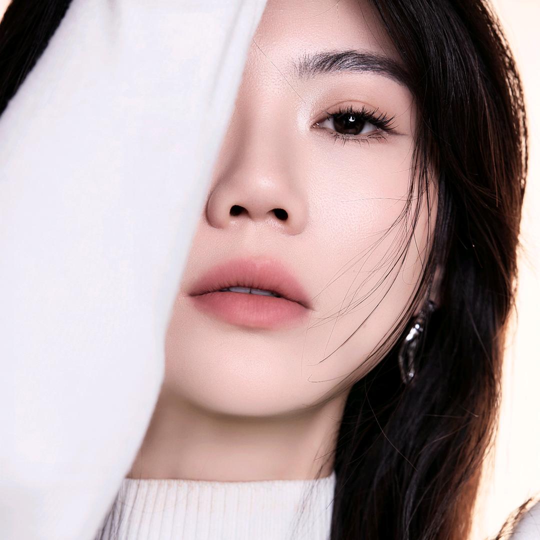一米八的美洁