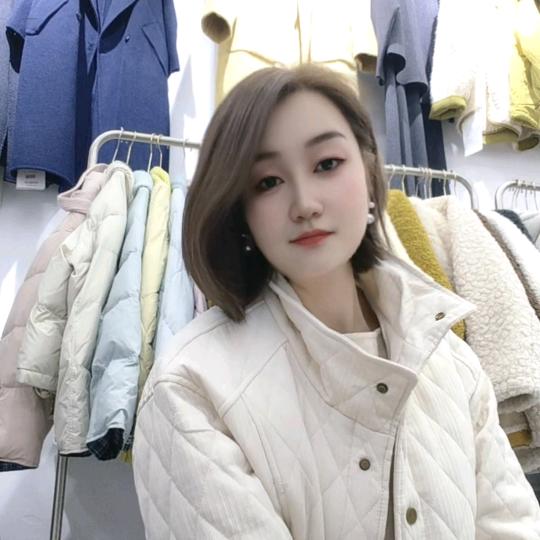 哲哲家  方城县 裕通时装城