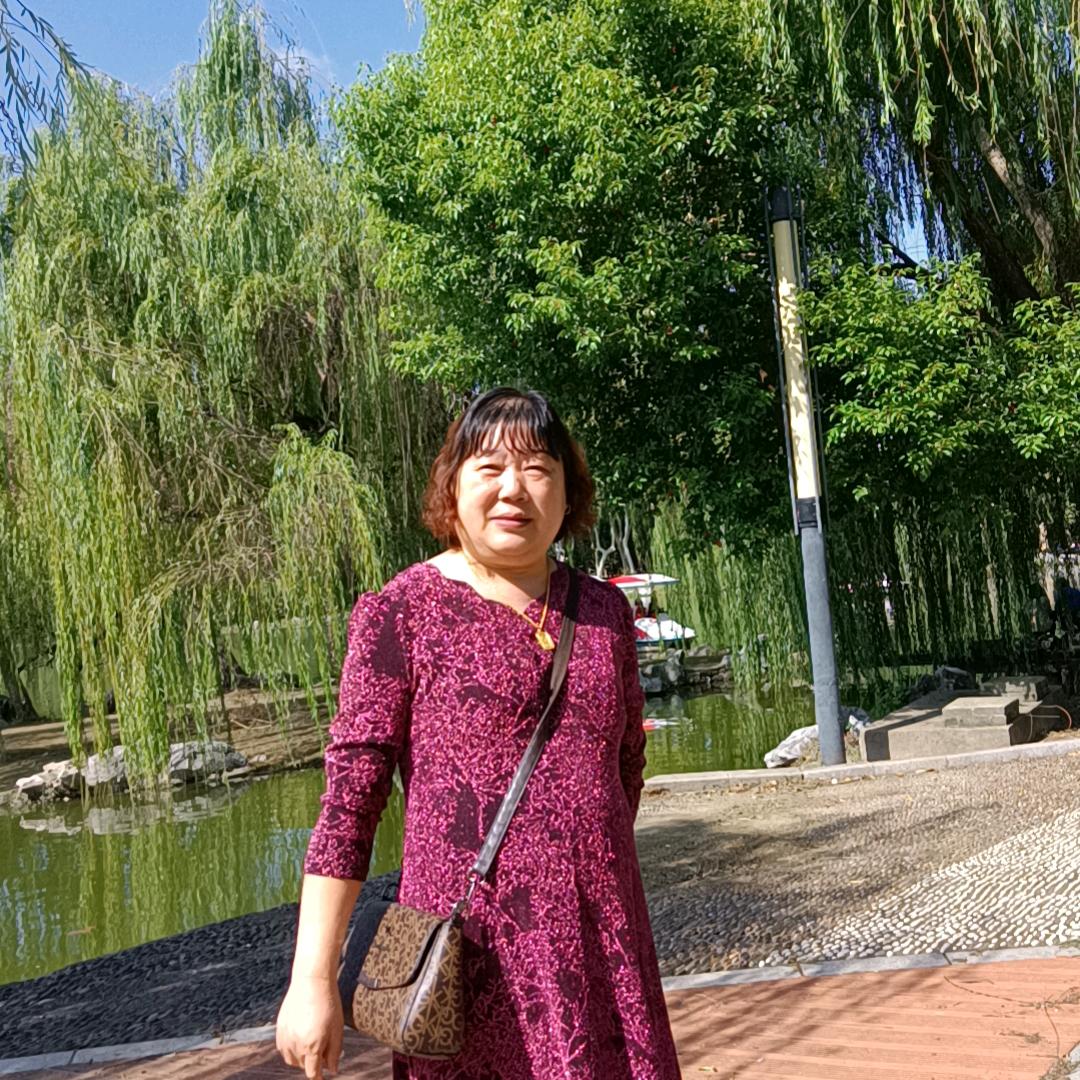 萍水相逢