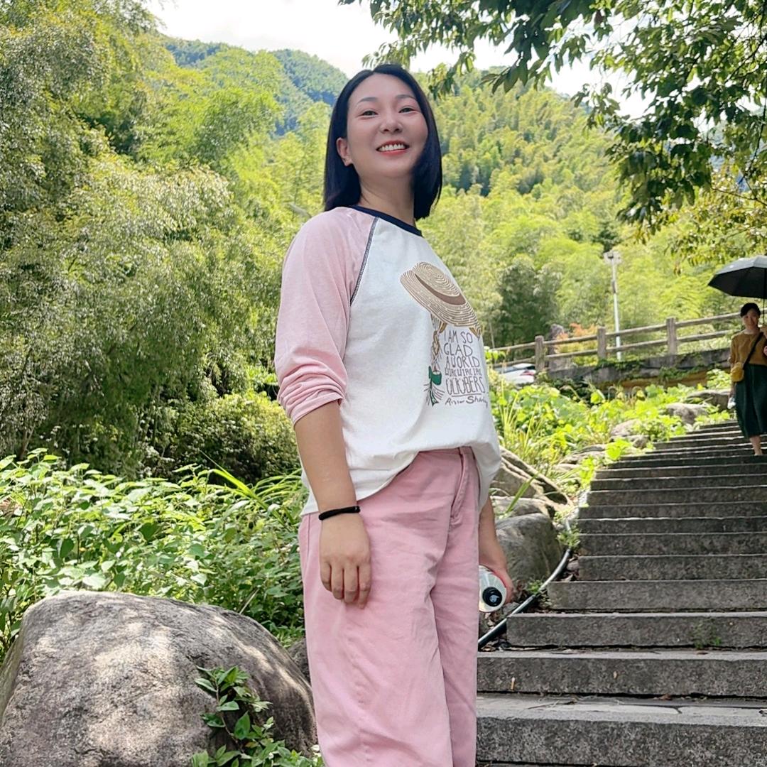 请叫我娜娜姐