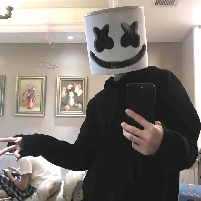 奔跑的玛卡巴卡