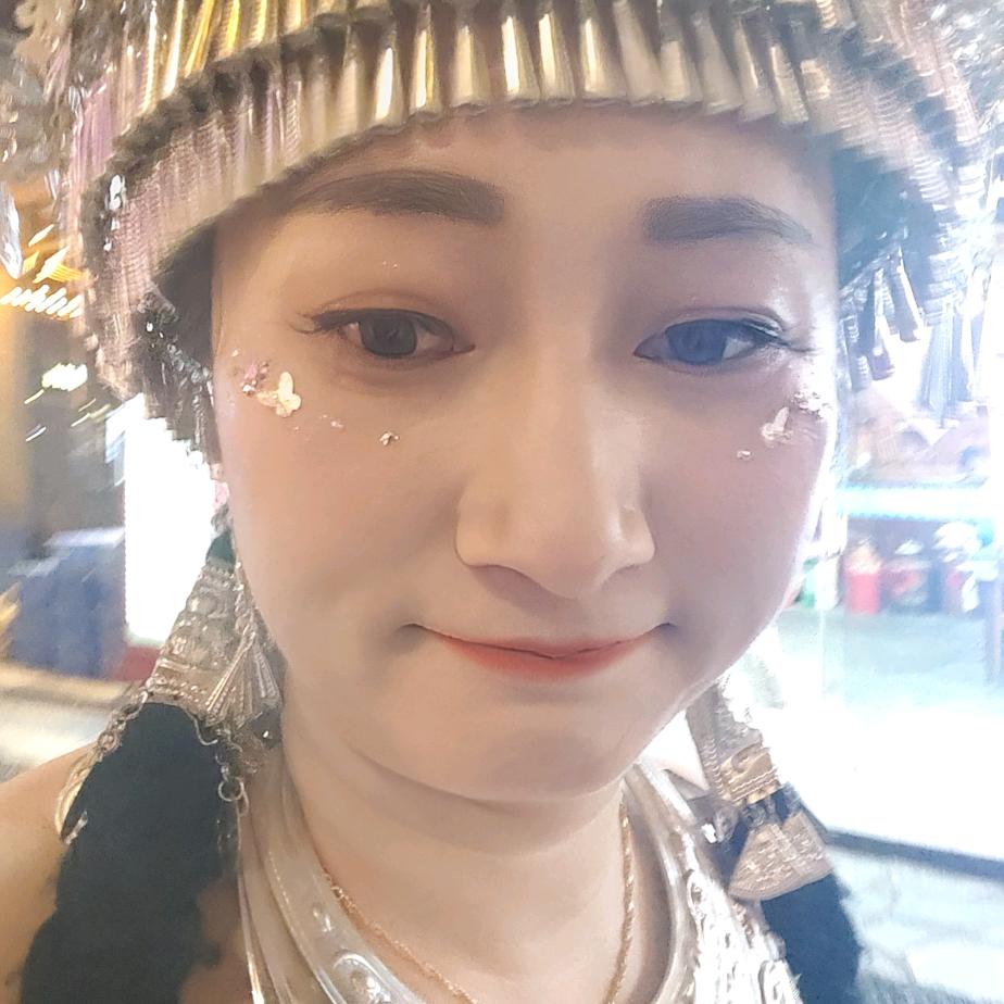 蓝草莓