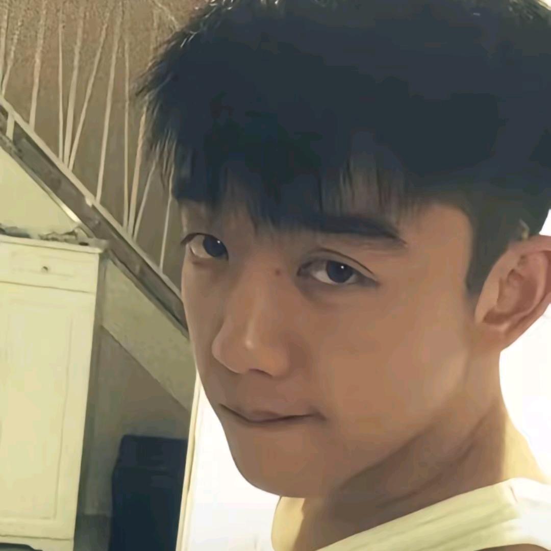 庭茂春南.