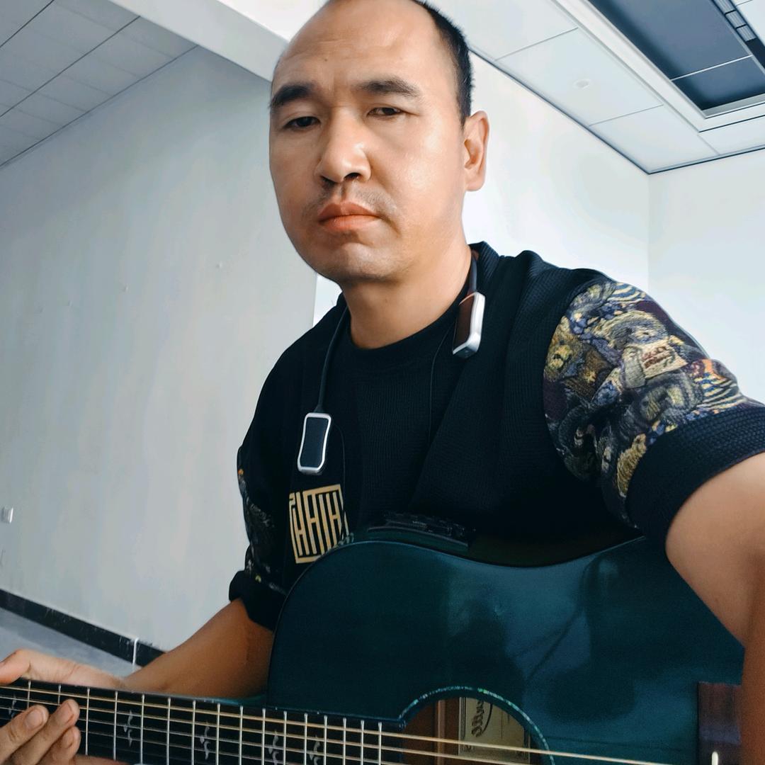 不会彝语的彝人孔