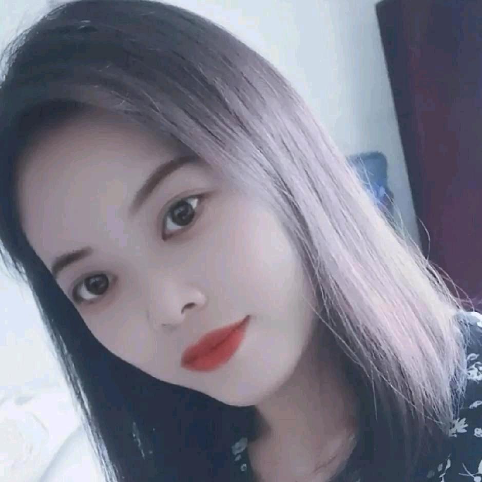 柒柒爱吃糖