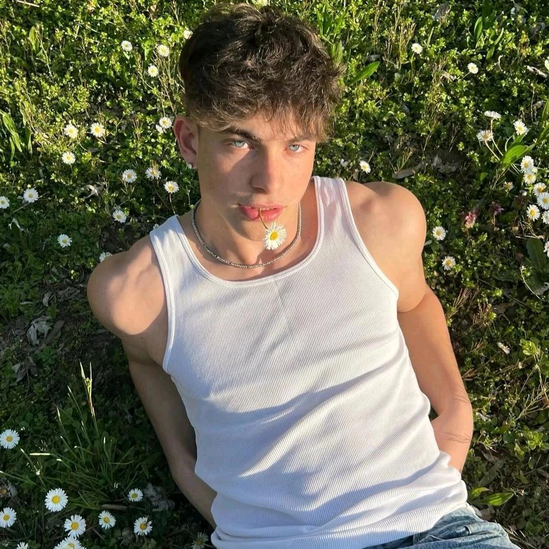 ལྷག་མཆོག་LaQue