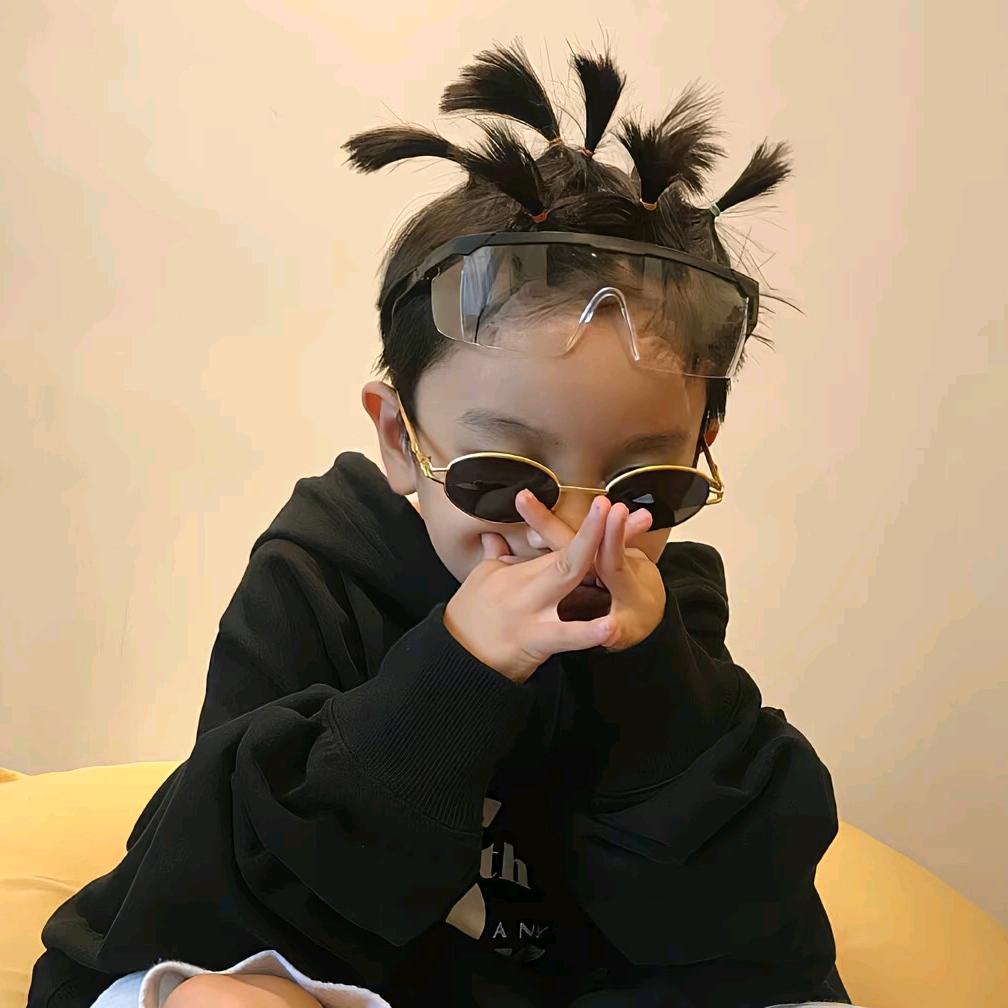 ✘