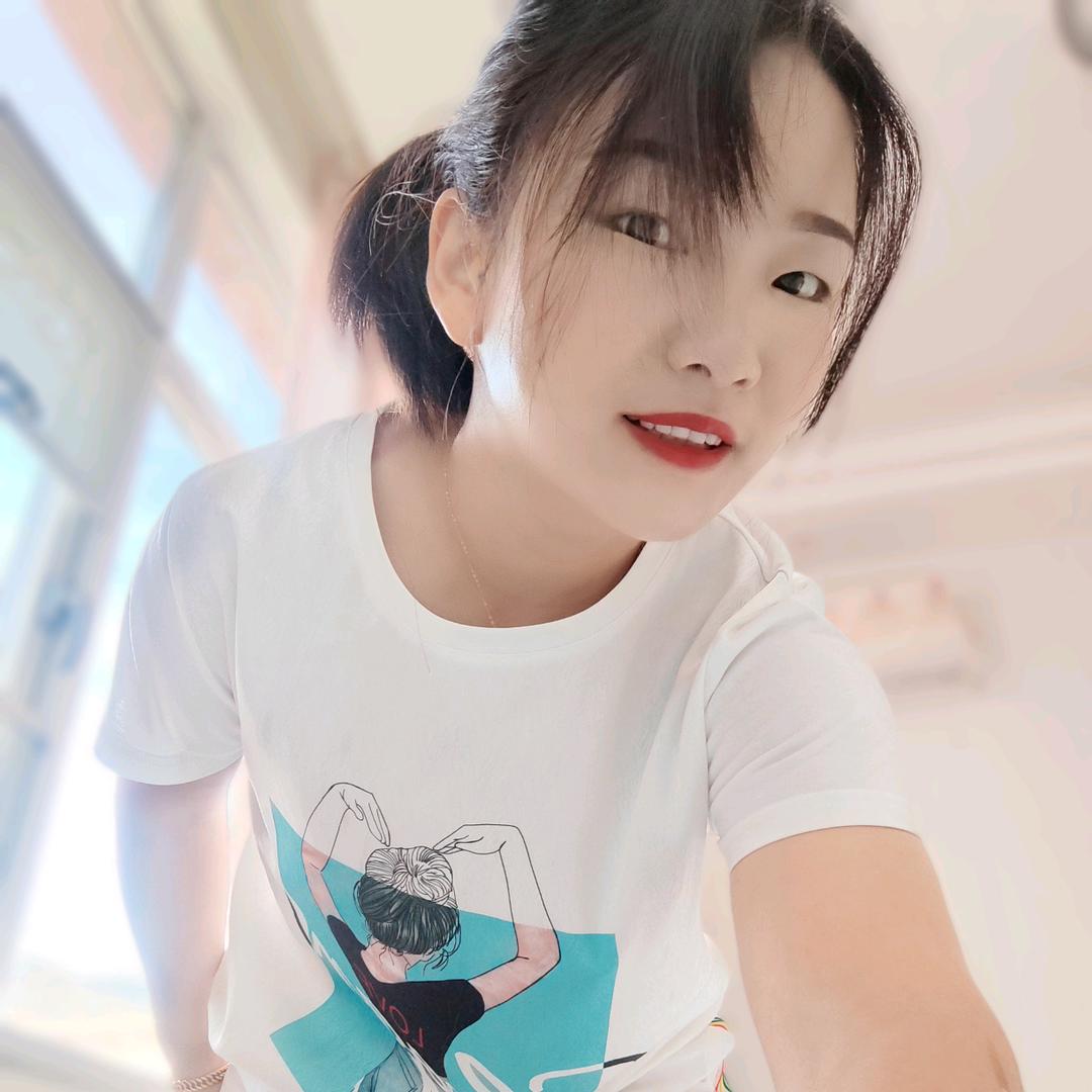 阿莲。