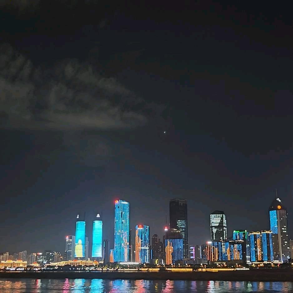 人生如戏，戏如人生