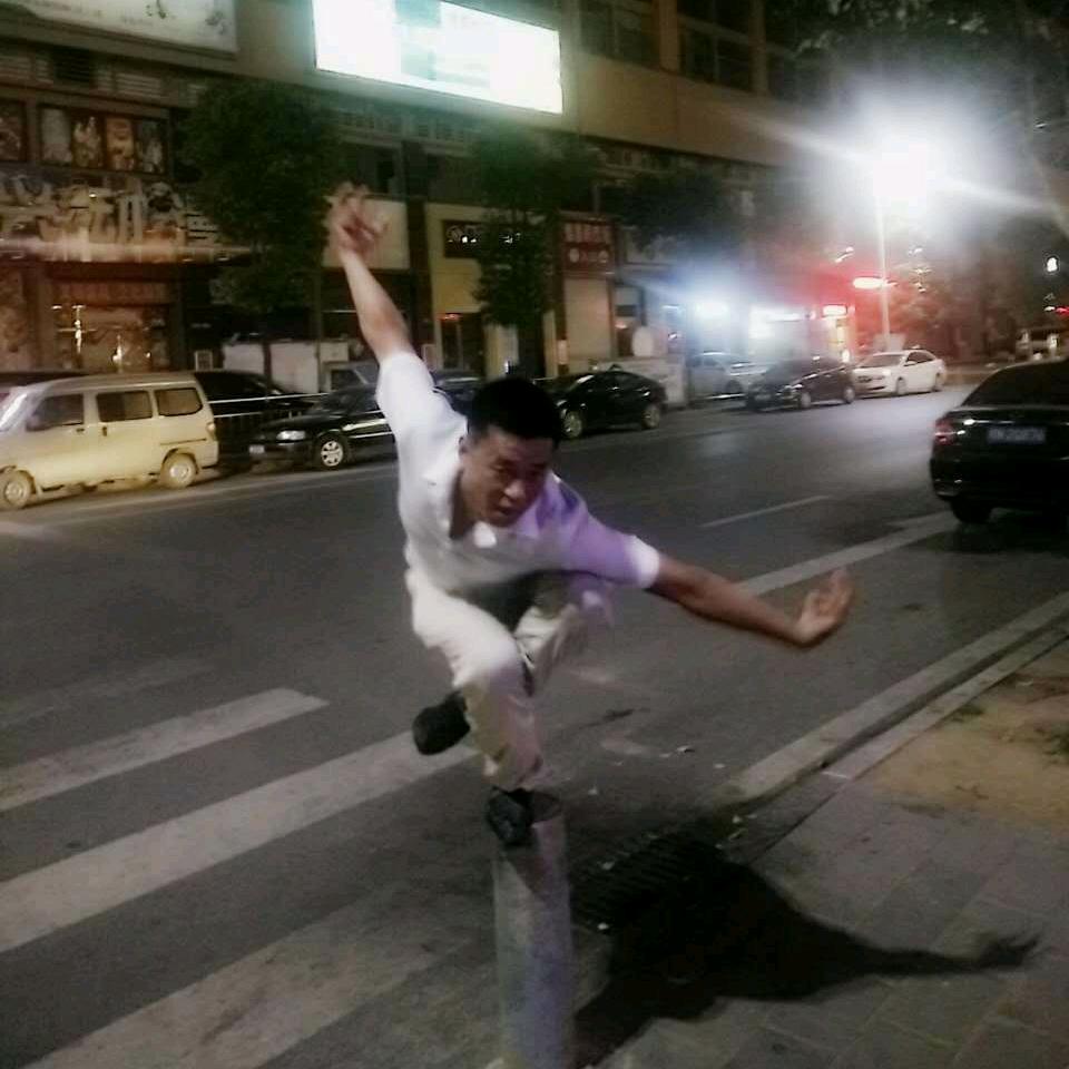 华邦房产精英店何永安