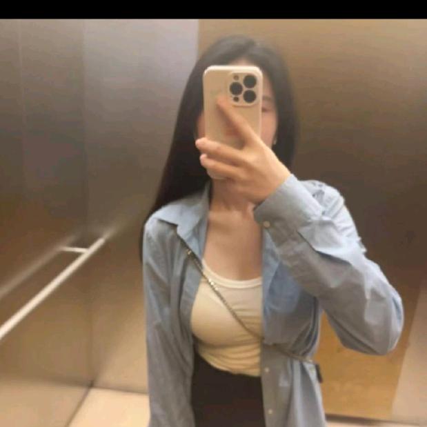 爱吃腌油菜花的郁布头像