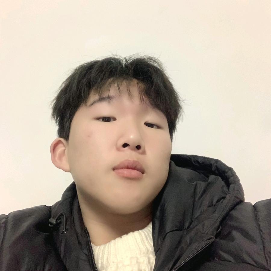 一位单眼皮的摄影师📷（接跟拍）