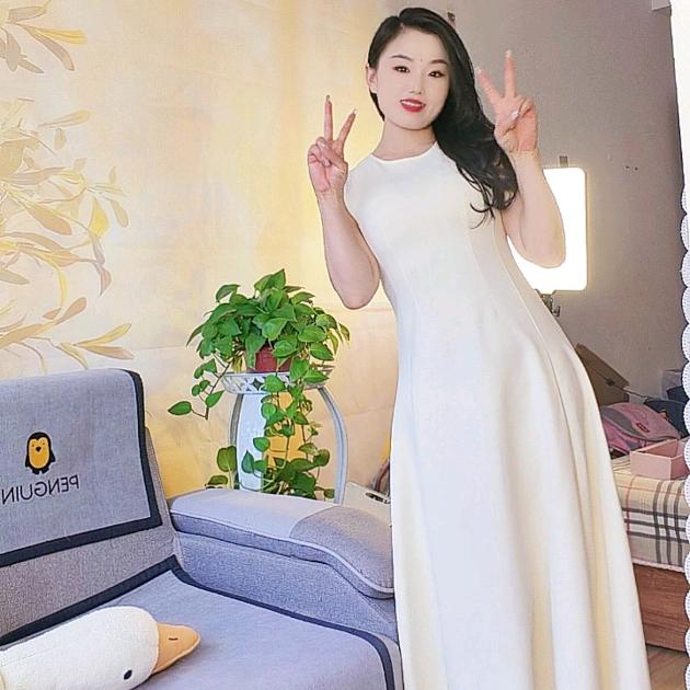 雅菲💄🥪👚🕶️