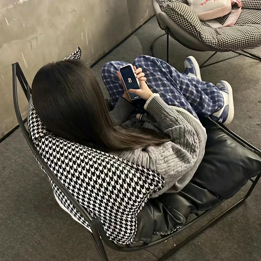 洁洁洁0208头像