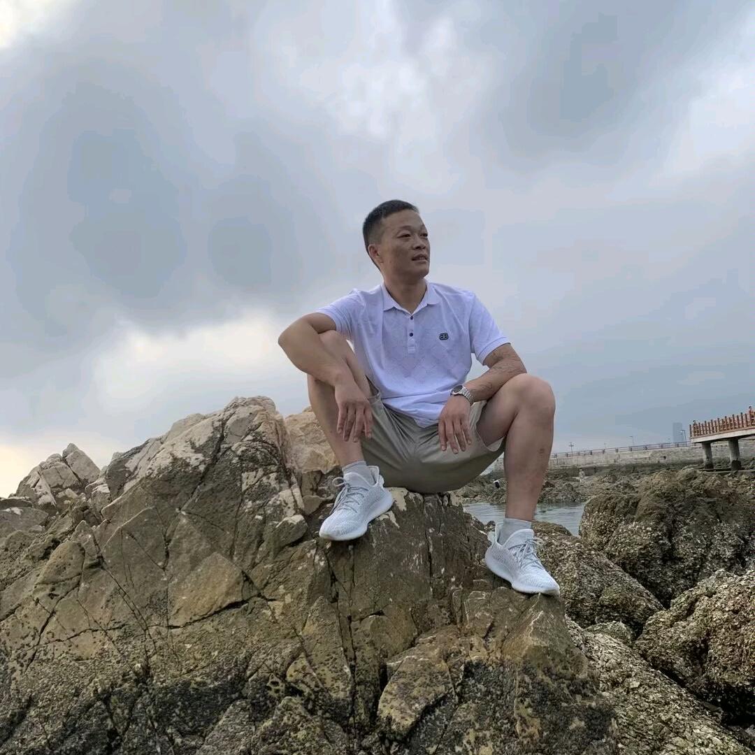 嘎嘣/崔