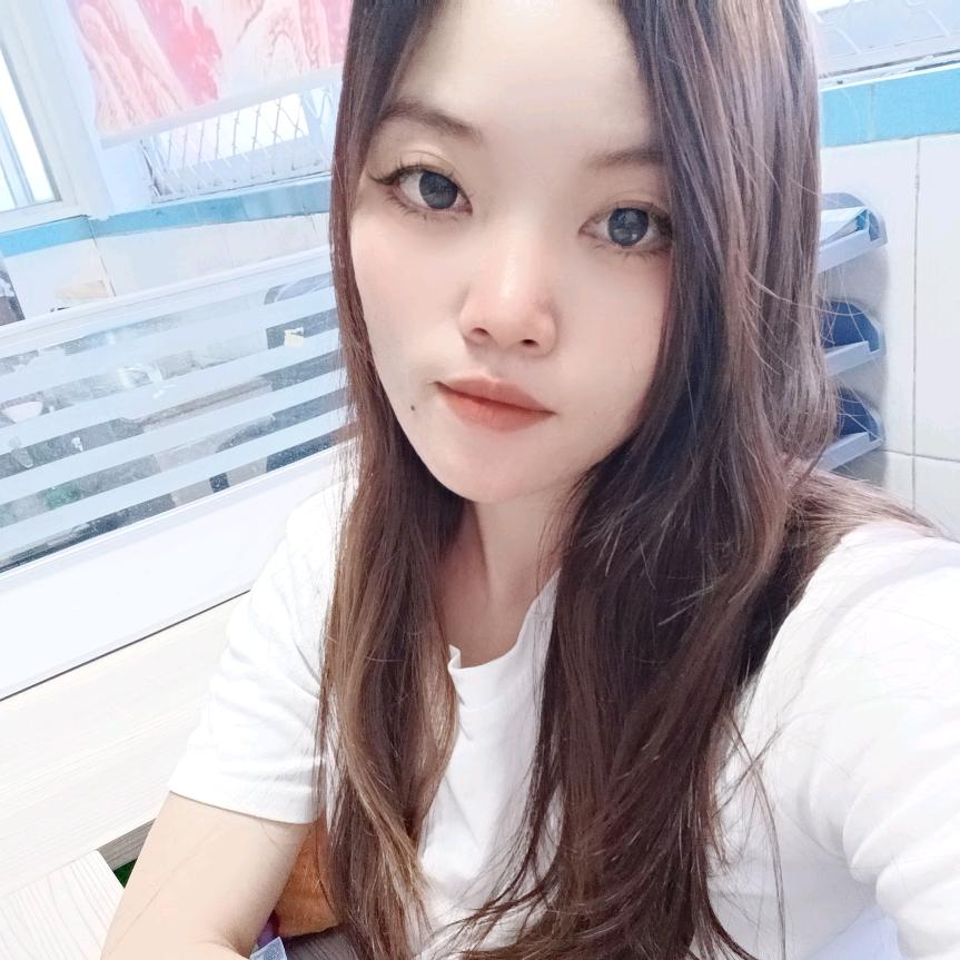 杨乐多