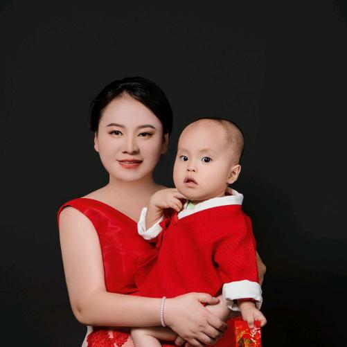 大小姐滴文文