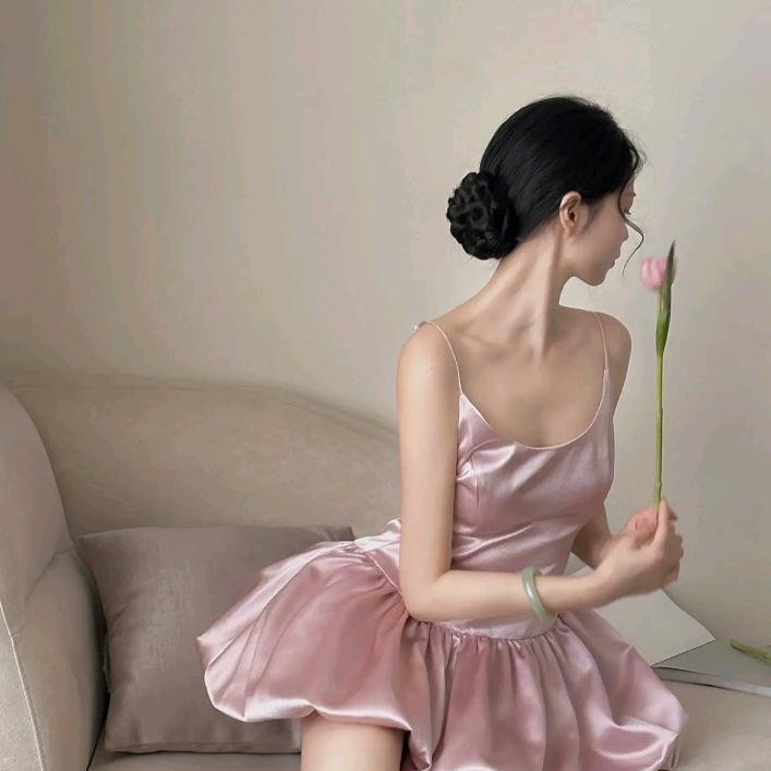 不吃香菜的桃子