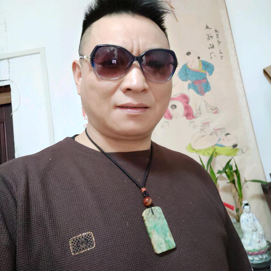 袅袅烟云，蒸蒸日上