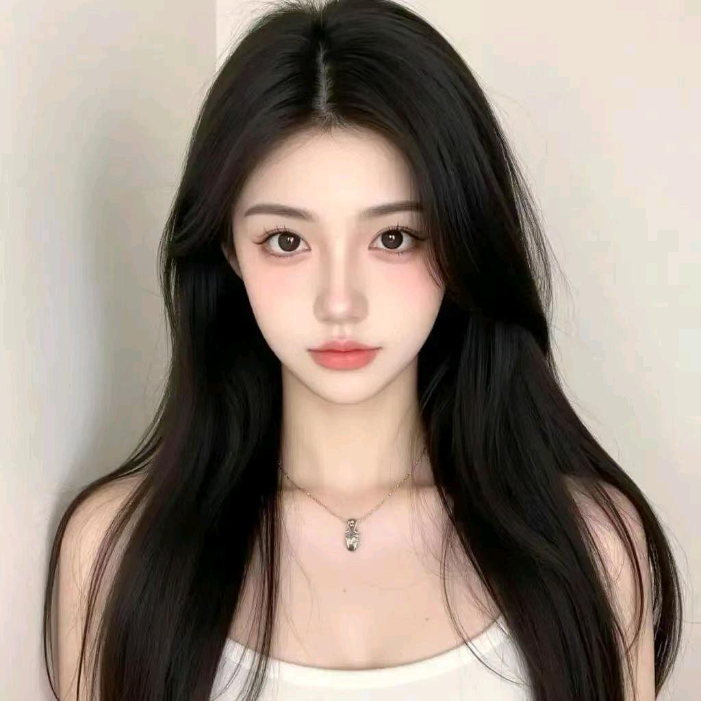 小昕（全能女打野）