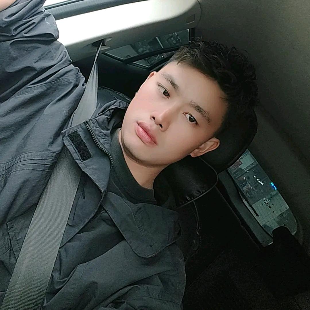 李先生