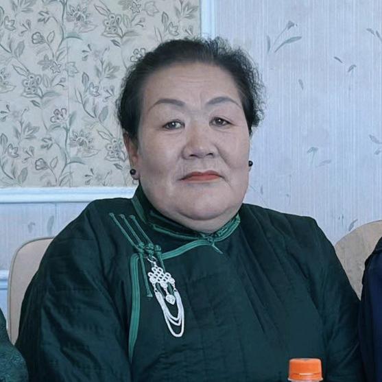 萨仁