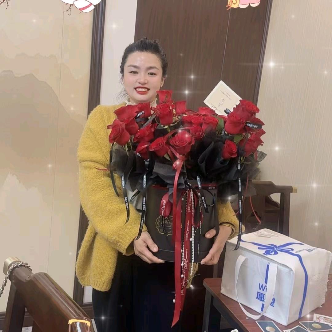 淮安百姓灯具批发部。