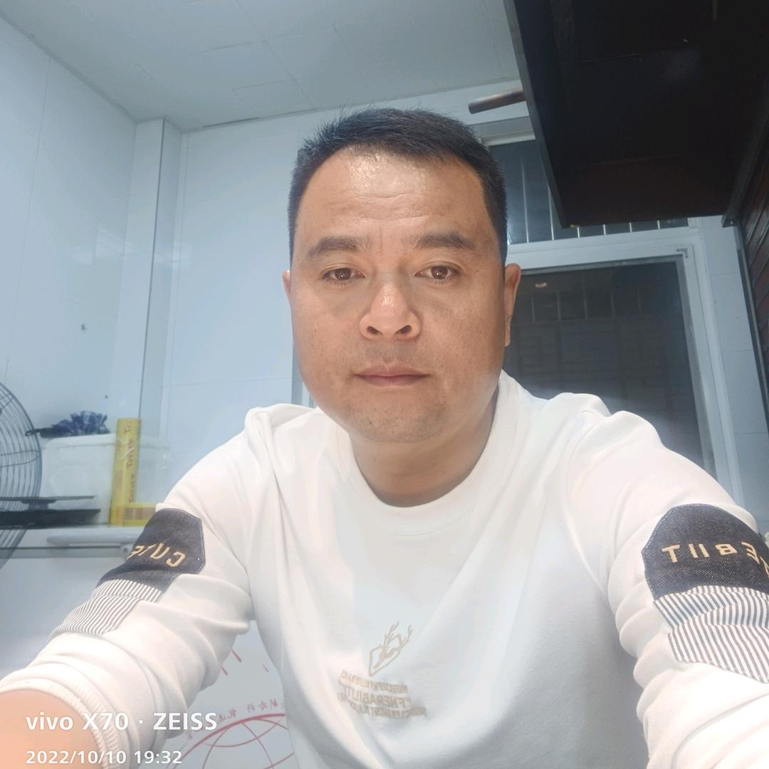 在孤单中奋斗