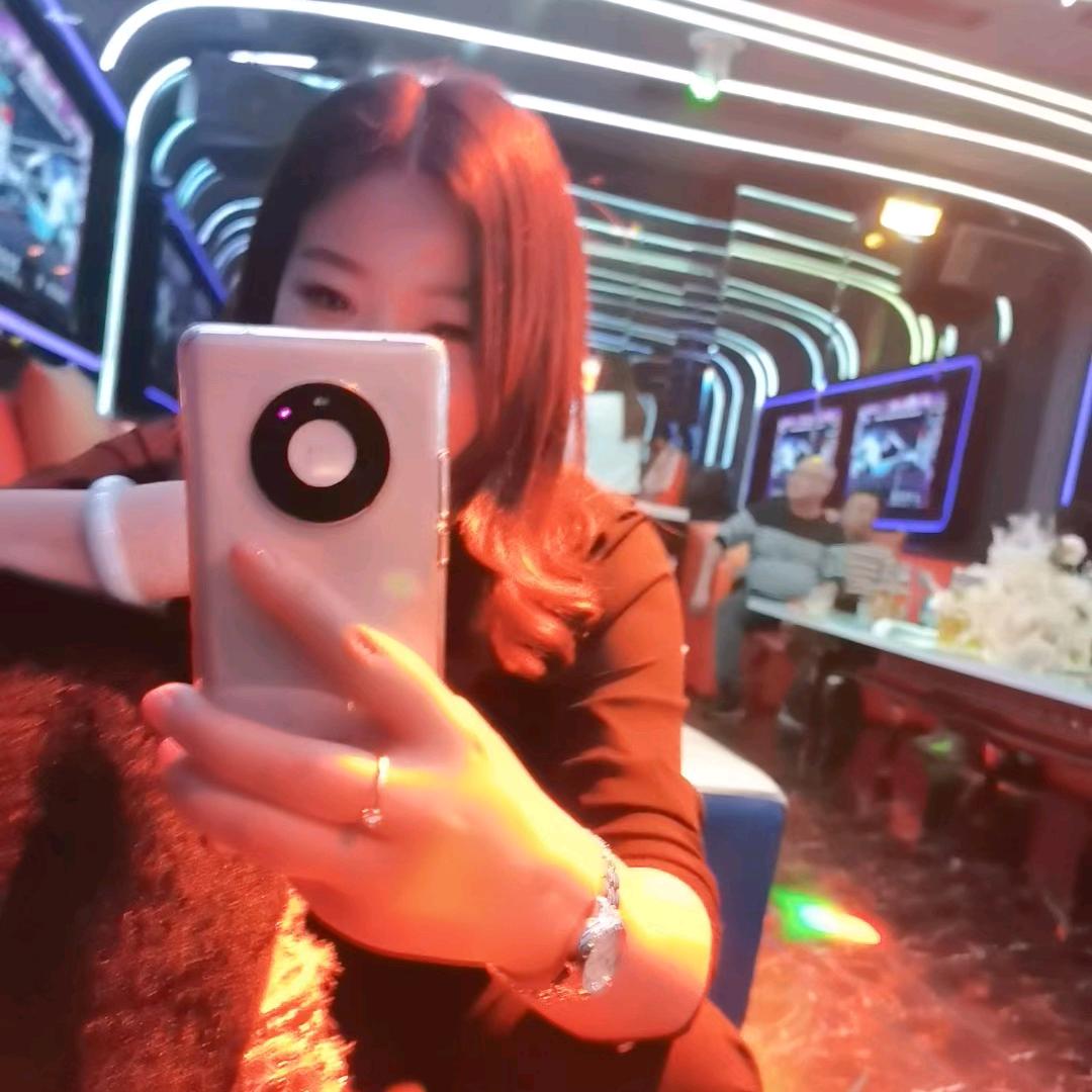 💞ღ.李小姐⁵²º