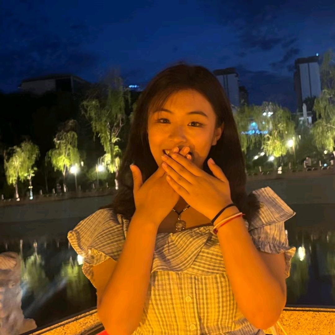小赛和月月鸟