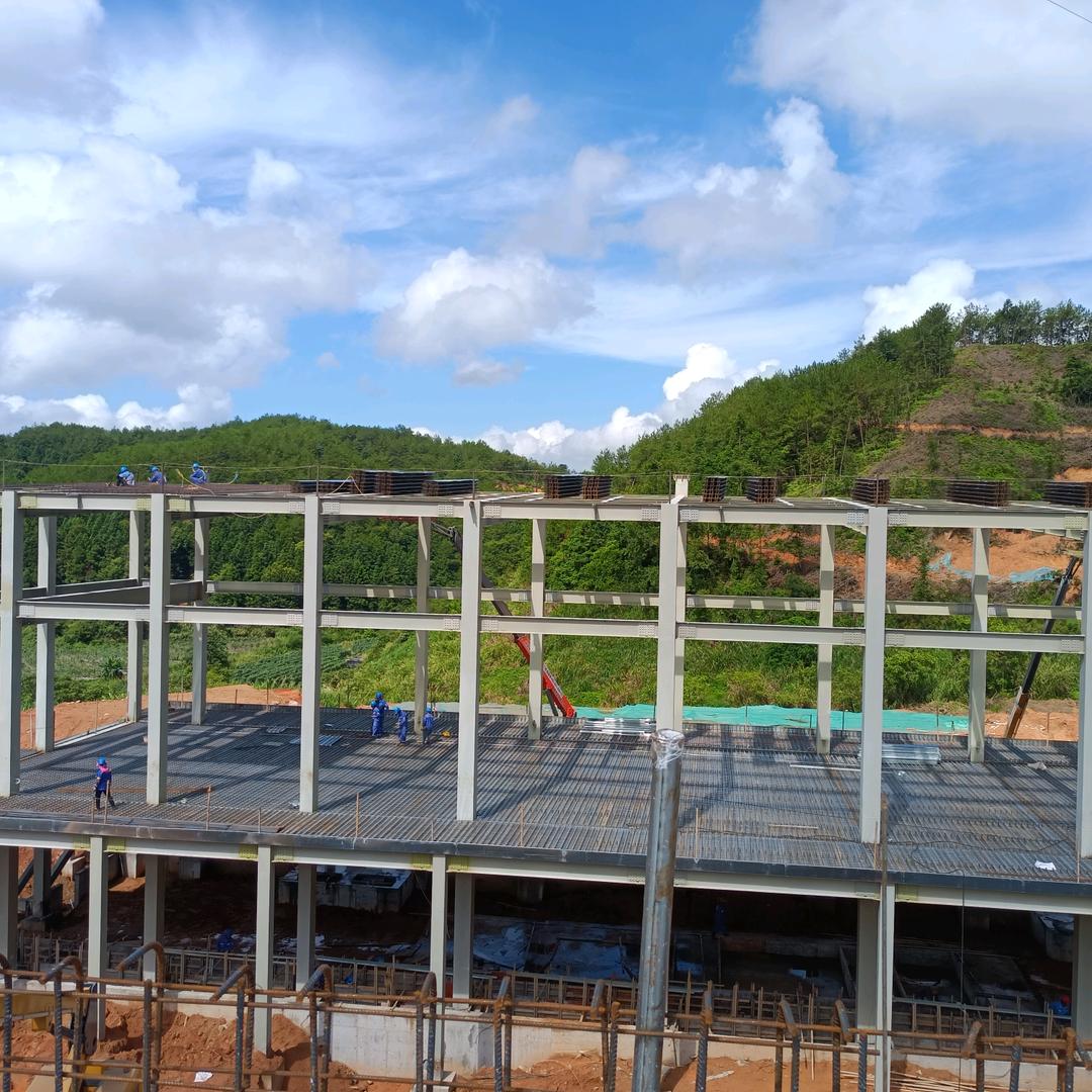 光伏新能源  清洗光伏板