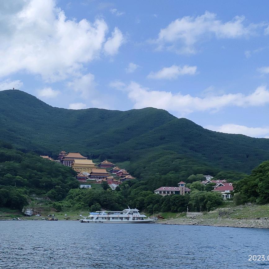 浅笑嫣然