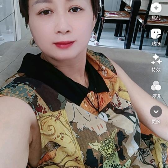 吴欣芳（不定时直播）