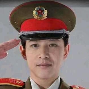 杨晓根直播演示，工作累了就大声唱歌