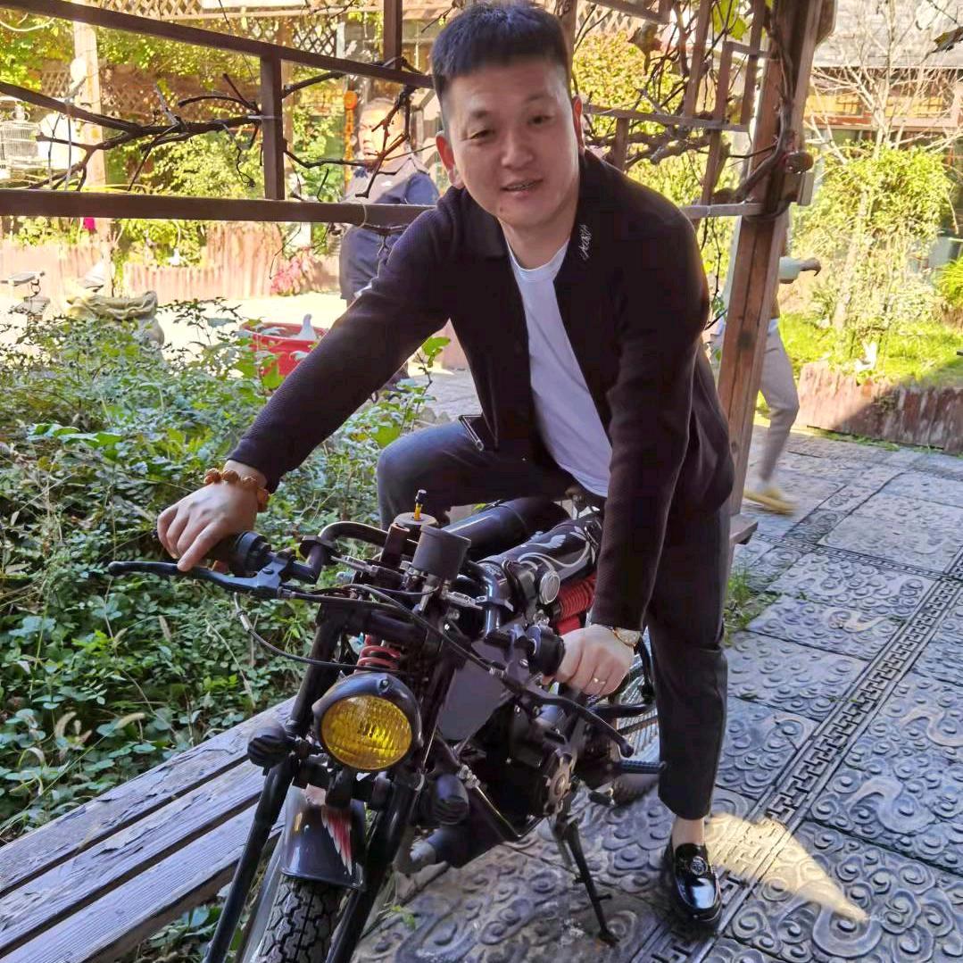 烫嘴的冰棍儿