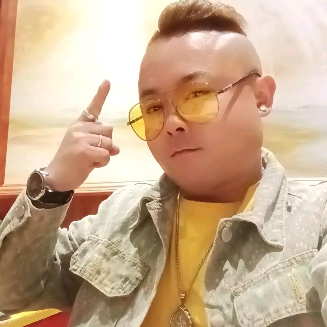 黑豹子，命就是硬。硬汉一条，不服就干，拽