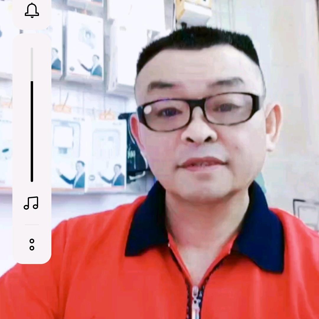 四哥哥（开厨窗）
