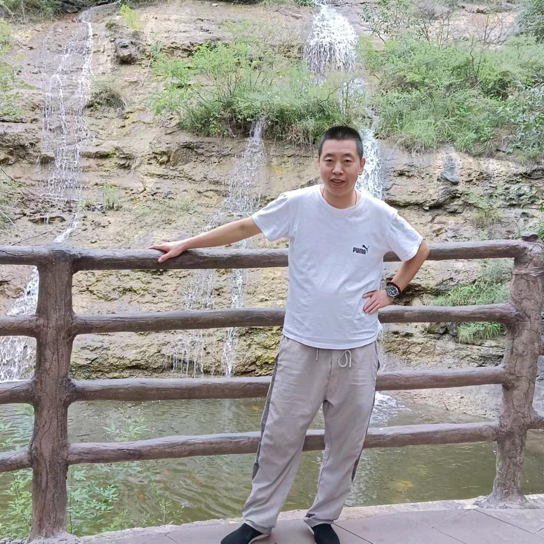 小宝哥《晚6点直播》