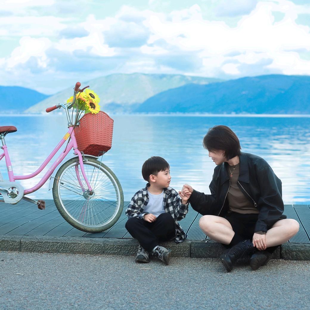 石头爱旅行✈️（橱窗有好物）