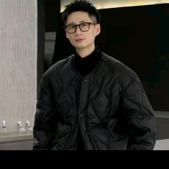 杭曼男装-男人的衣橱