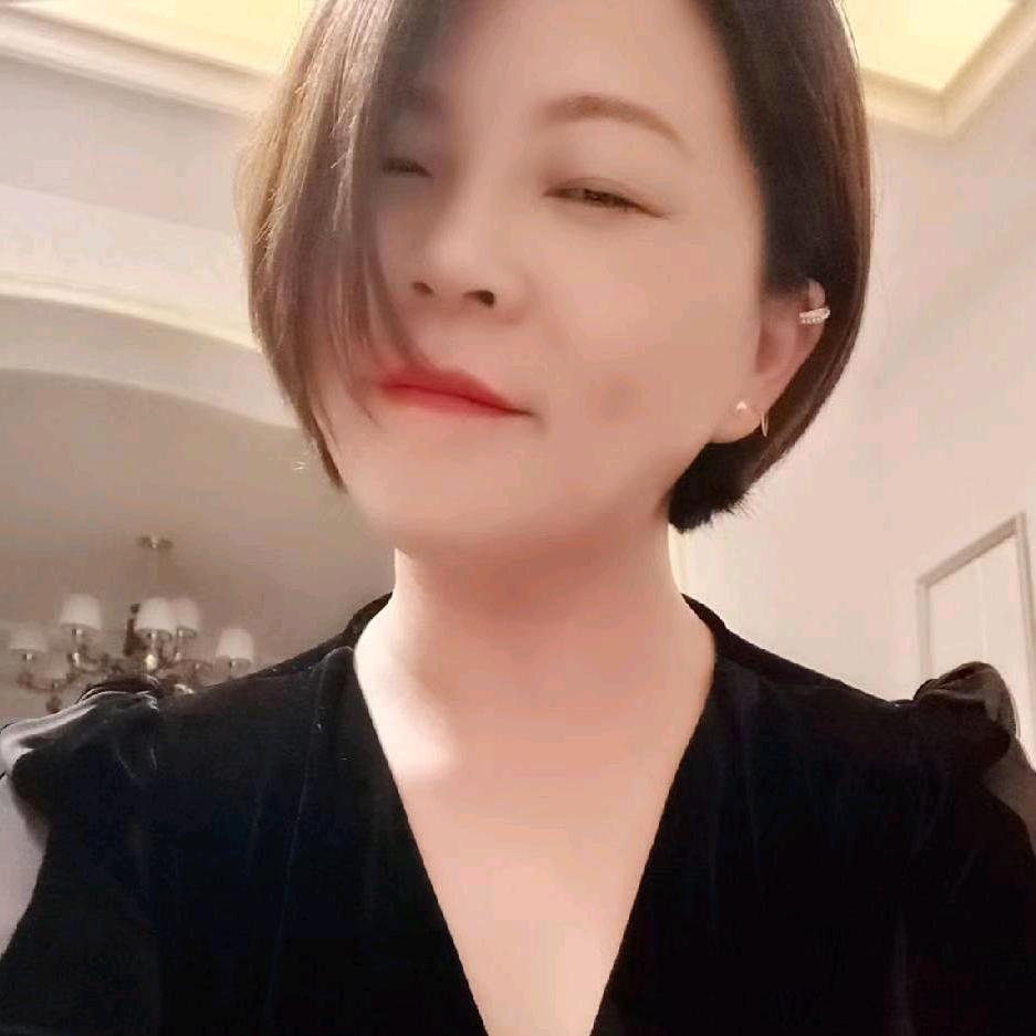 爱爱...小酒窝