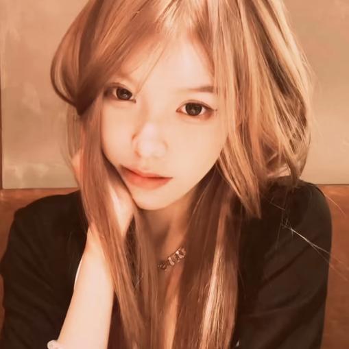 悲伤𝙆𝙞𝙩𝙩𝙮猫