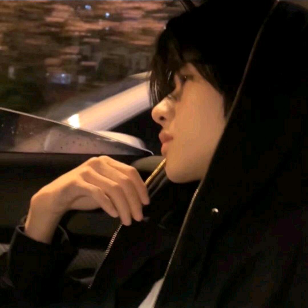 󠀀L