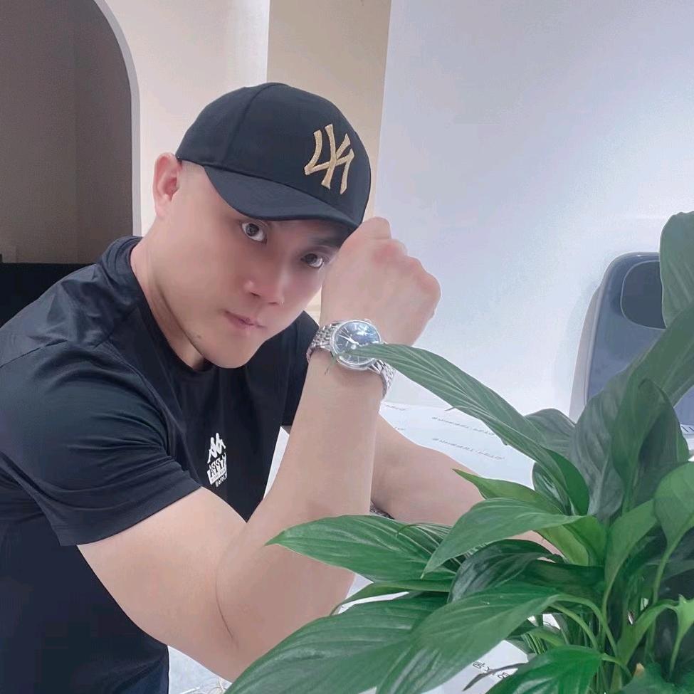 百年老村长地锅鸡杰哥