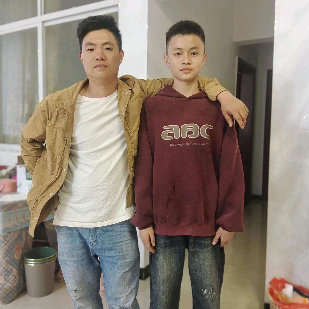 袁刚