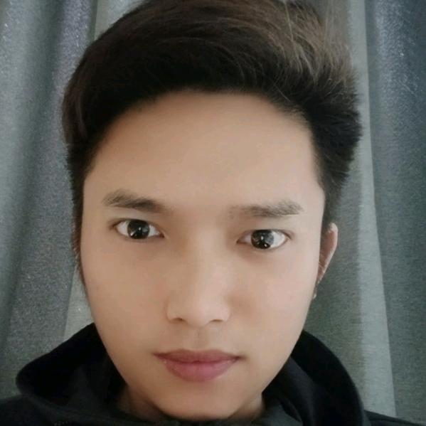 闭一只眼